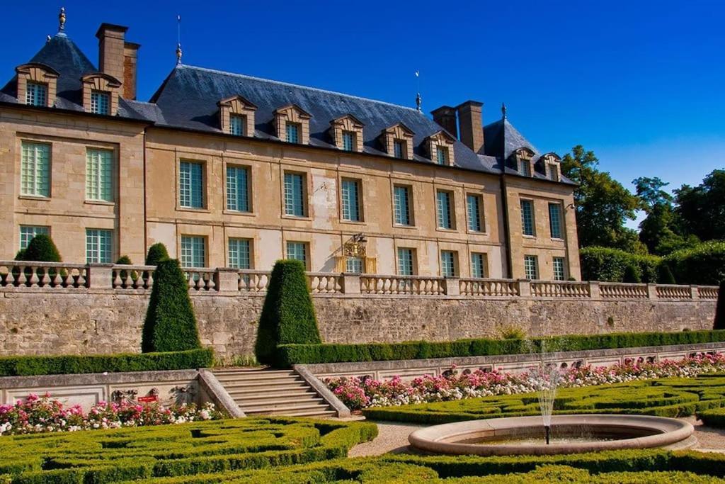 Appartement Cosy Au Coeur D'Auvers-Sur-Oise Exteriör bild